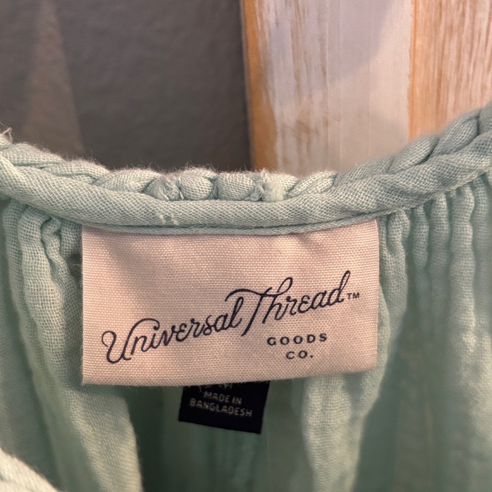Nwt universal thread Light Green Camisole Top braided trim - Picture 4 of 6